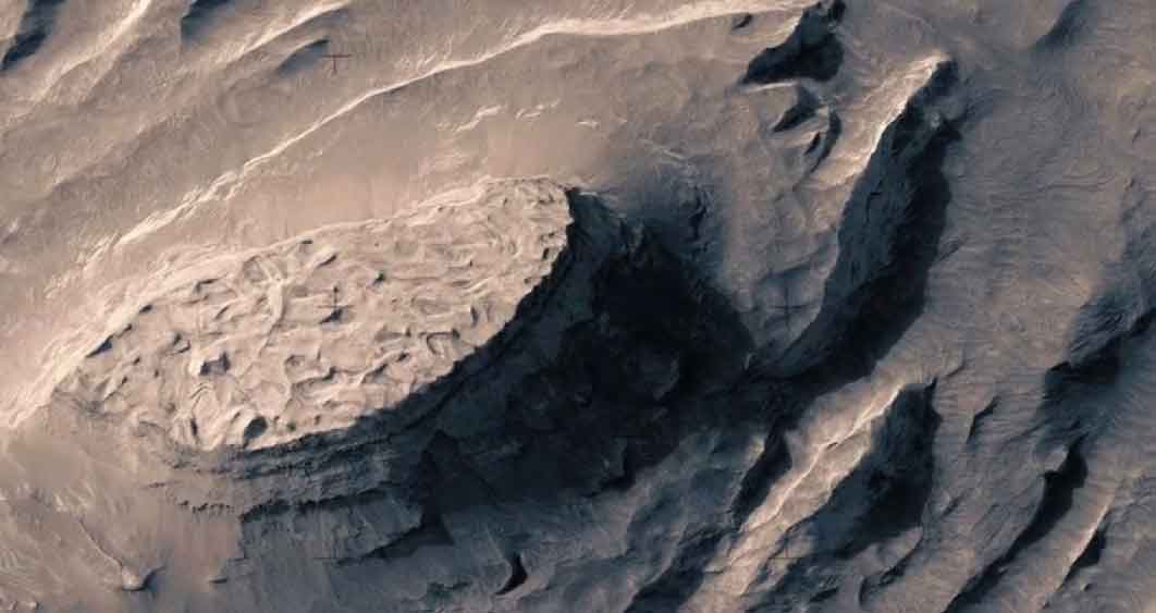 Mars üzerinde nefes kesen yolculuk (Video)